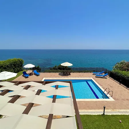 Sakos Villa