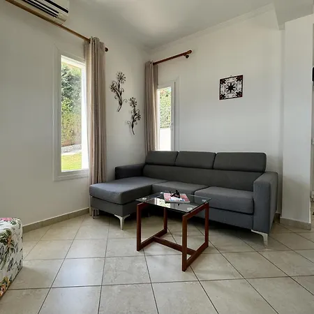 Sakos Villa *